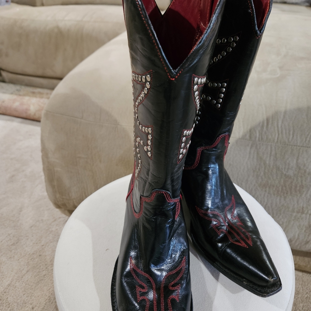 Frye Daisy Duke cowgirl boots